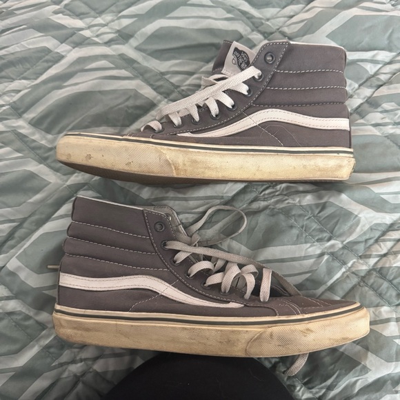 Gray High Top Vans Women’s size 9.5 - Picture 4 of 6